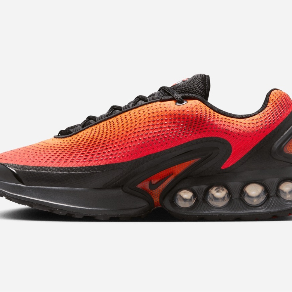Total Orange/Bright Crimson/Dark Smoke Grey/Black